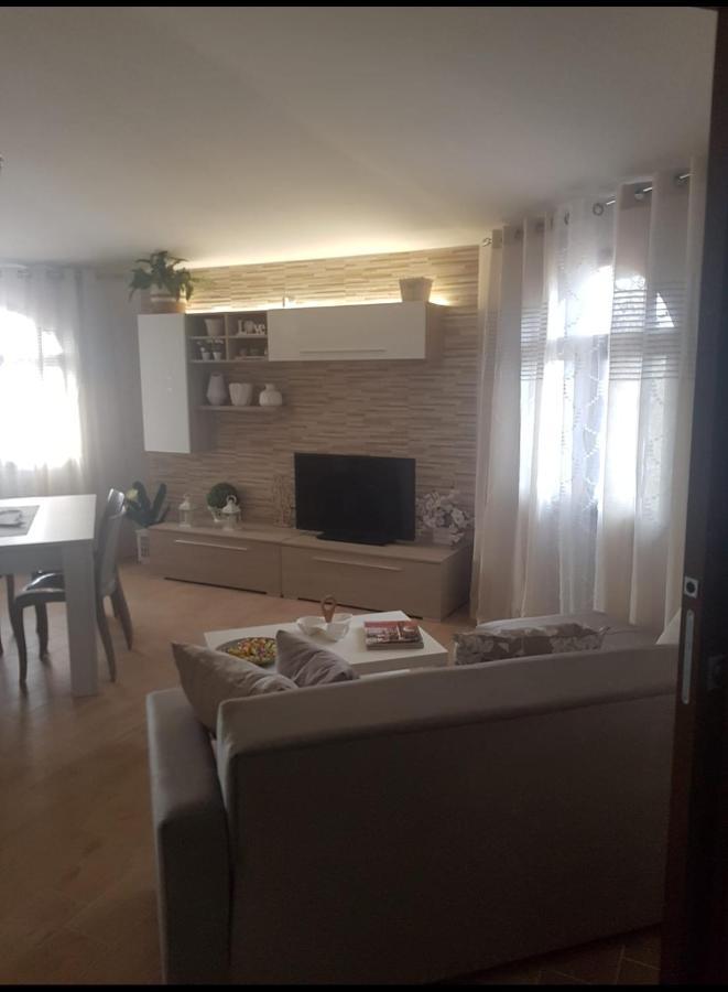 La Casa Delle Rose 2 Villa Giba Екстериор снимка